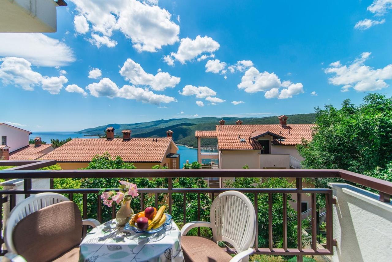 Apartments Pino Rabac Exterior foto