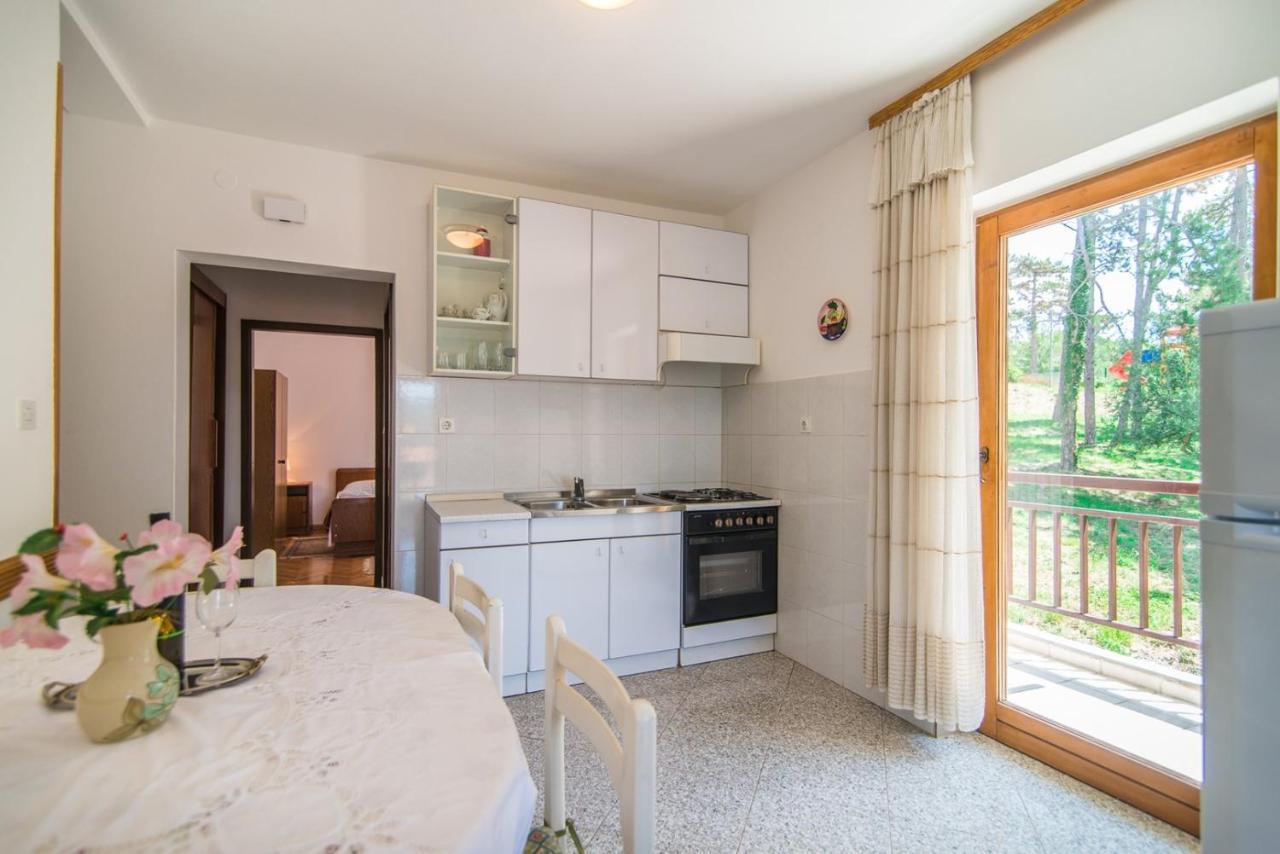 Apartments Pino Rabac Exterior foto